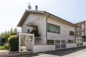 3626 Villa Falconara Alta Nobili vendita
